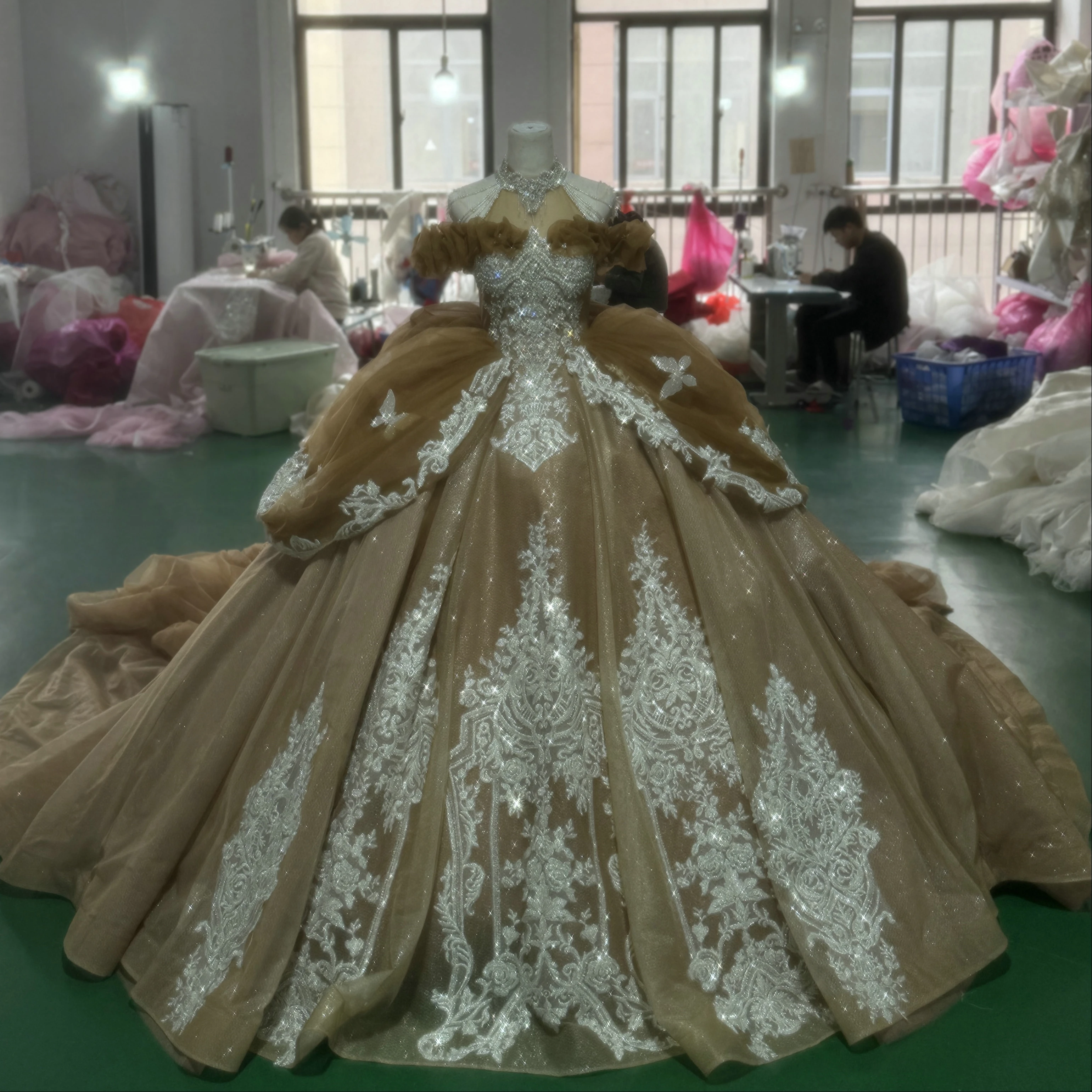 Mumuleo Ruffled Champagne Quince Dress Luxury Crystal Sweet 15 Gowns Custom Made Vestidos De XV Anos 2025 Mumuleo Ruffled Champagne Quince Dress Luxury Crystal Sweet 15 Gowns Custom Made Vestidos De XV Anos 2025