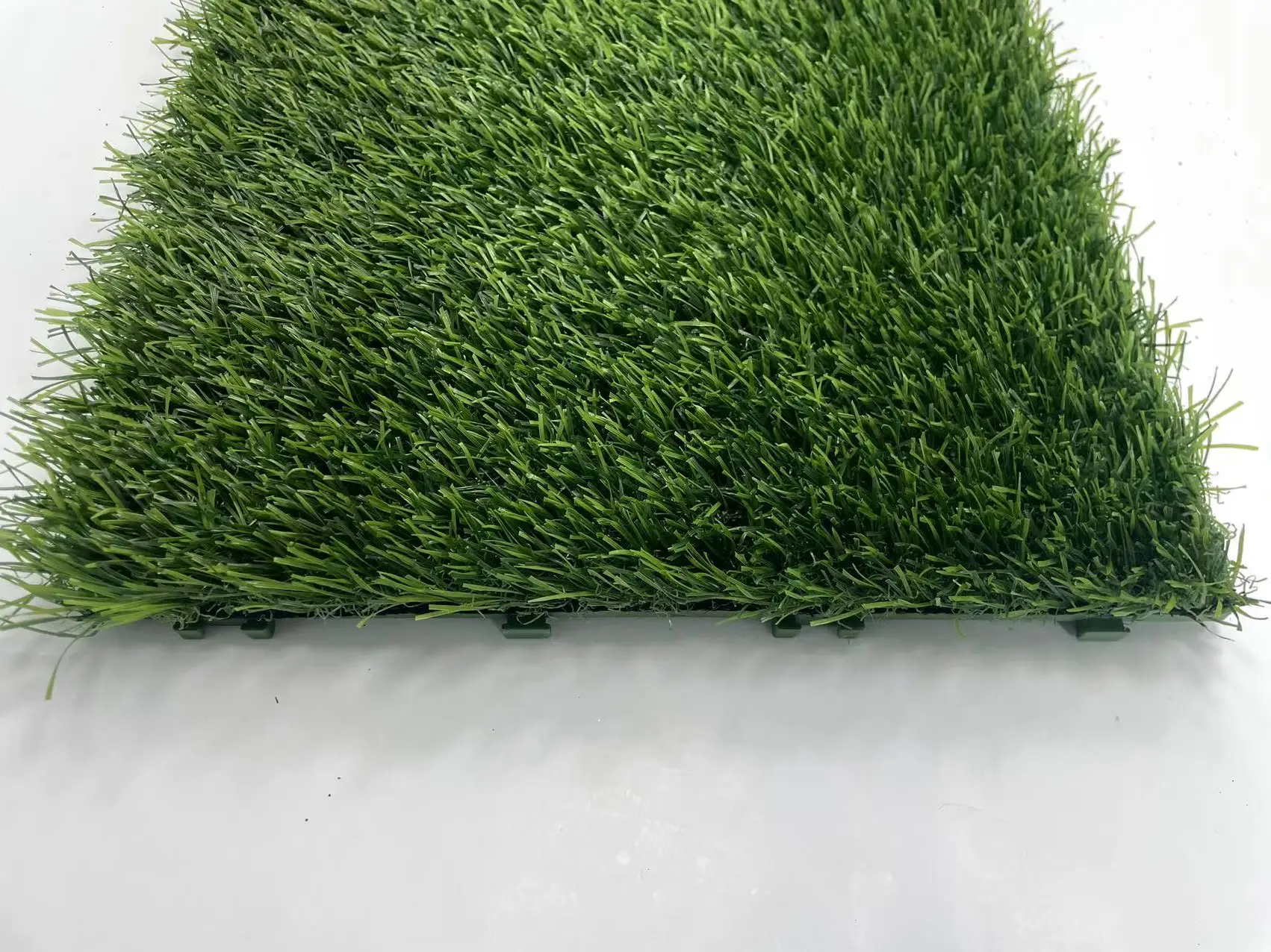 Wholesale Easy To Install Outdoor Football/Soccer Field Carpet Turf Artificial Grass Sports Flooring Price