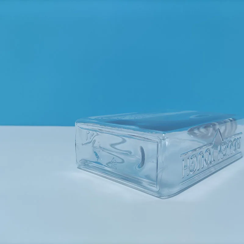 10oz Plastic Wine Bottle Portable Travel Luxury Petg Plastic Bottle With Aluminum Top Cap