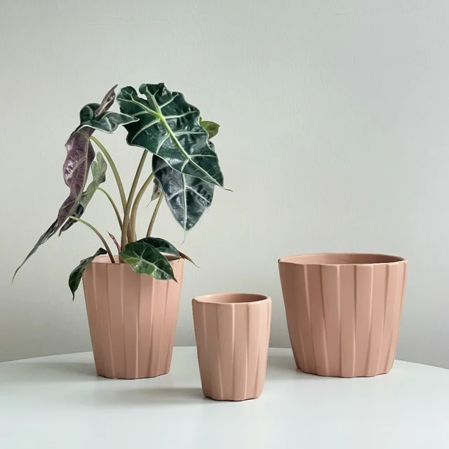 Minimalist Elegance Ceramic Flower Pot Home Garden Planters for Indoor Plants Outdoor Wholesale Flower Pots