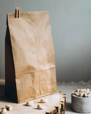 Hot Sale White/Brown Kraft Food Paper Bag Grocery Sandwich Takeaway Fast Food Packaging Bags For Lunch Recyclable manufacture