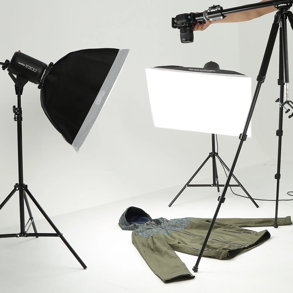 3 x Godox E300 Studioフラッシュライト900Wキット、スタンドとバッグ 