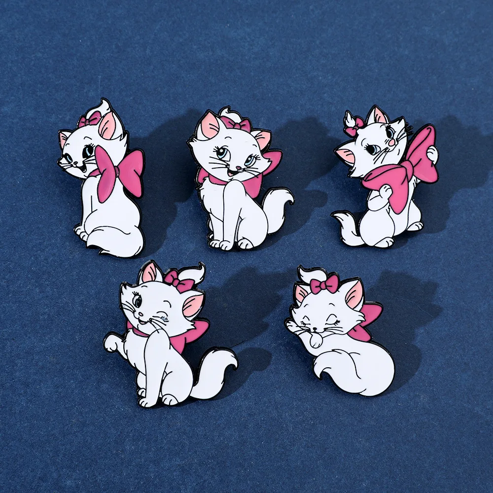 XZ2560 - Aristocats Cute Cartoon Character Mary Cat Brooch