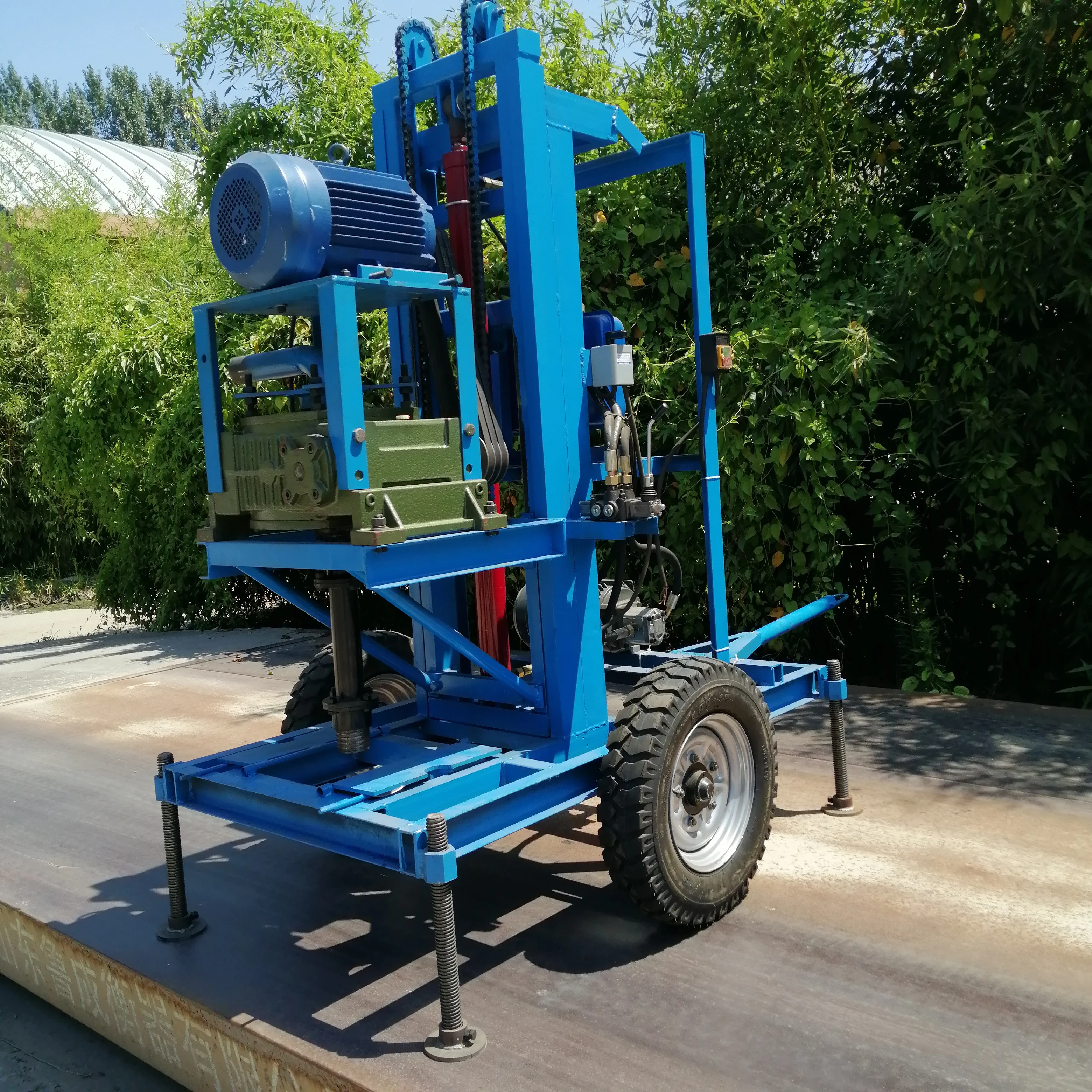 Factory 12KW Electric Hydraulic Water Well Drilling Rig 120m Wheel  Geothermal Well Drill