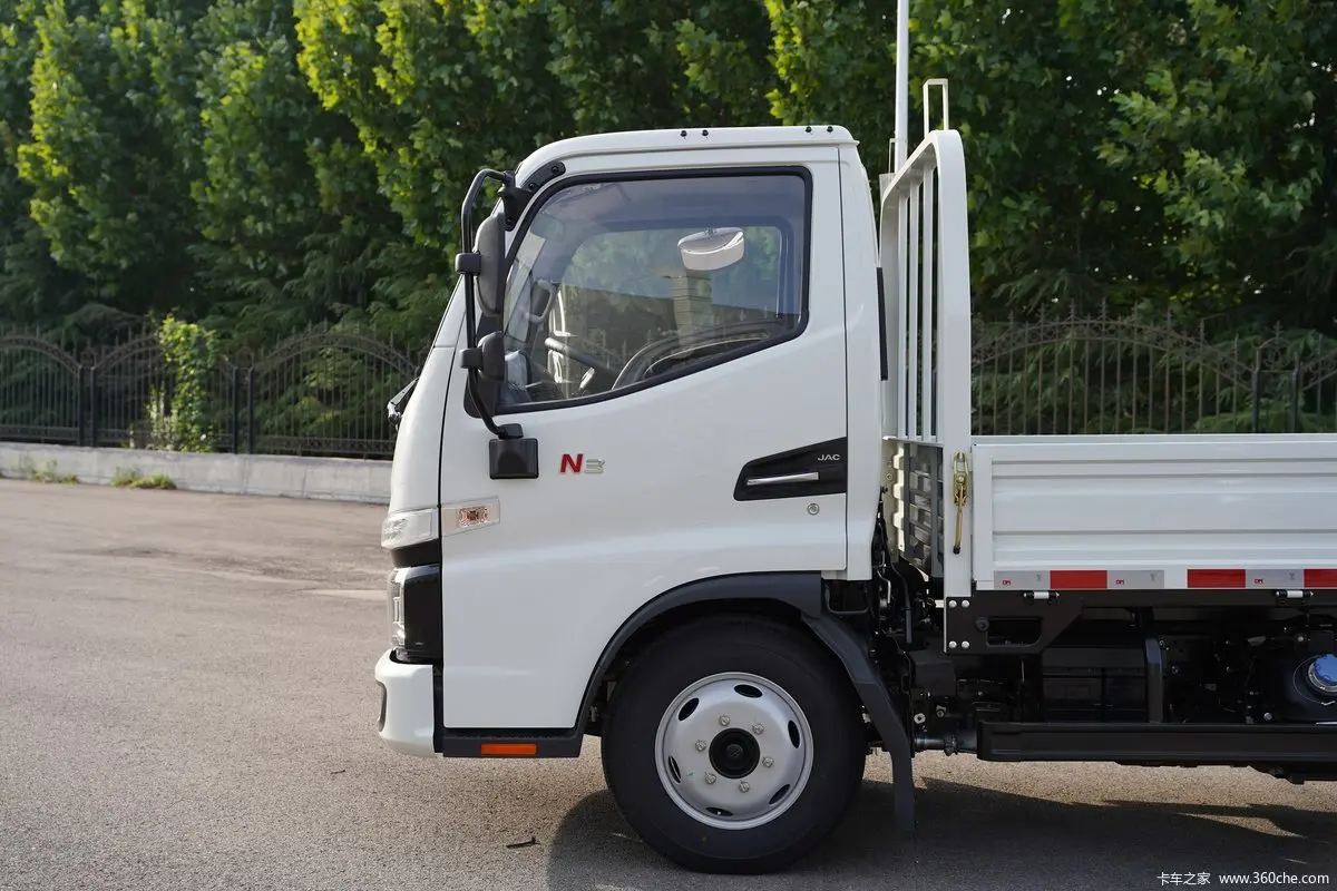 JAC Cargo Truck for Sale JAC Kangling Yunduo N3 140HP 3.8m Single-row Cargo Truck factory