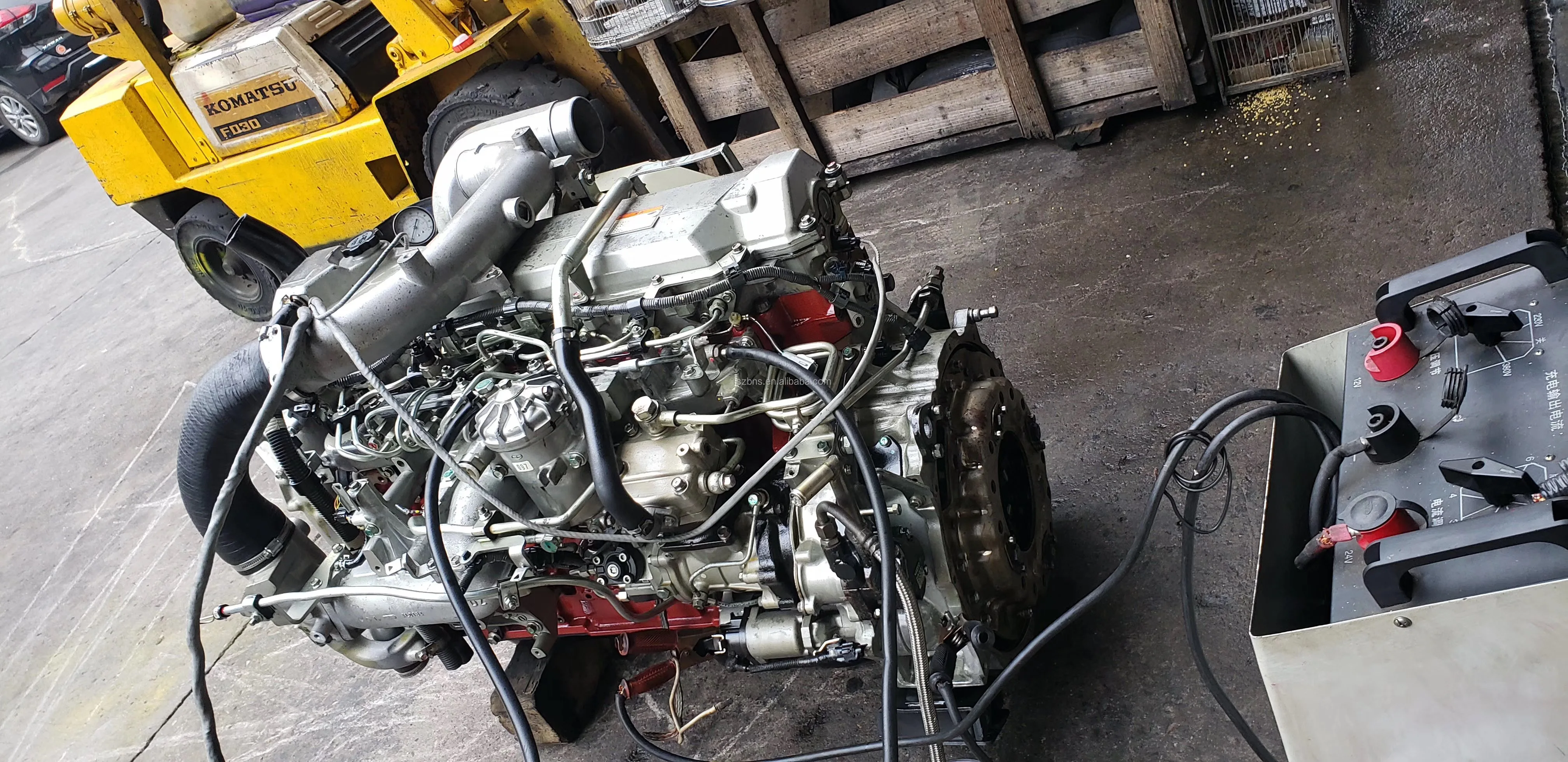 Low Mileage Second-hand Complete Engine  Assembly Jo8e J08e-tm Jo5e Diesel Engine for   Sk330-8 Excavator