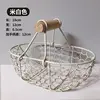 Una opción de alta calidad en color blanco roto con un diseño calado.