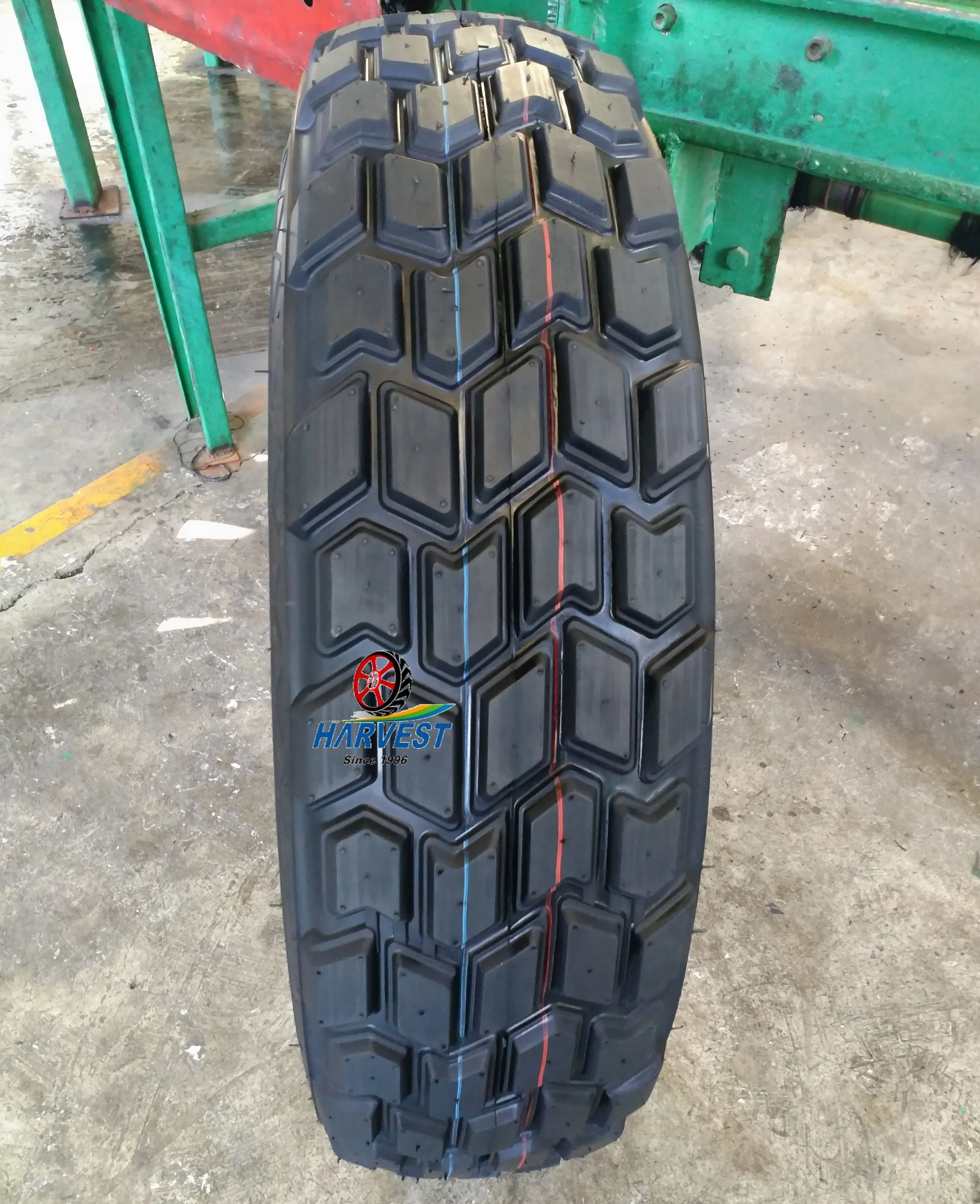 DUNLOP PATTERN SAND GRIP DESERT TYRE LIGHT TRUCK TYRE 7.50R16