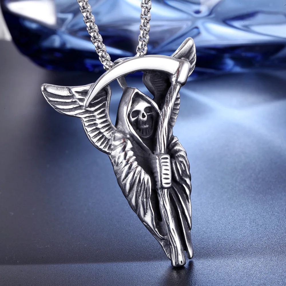 Collana con ciondolo a forma di tigre in acciaio su catena a