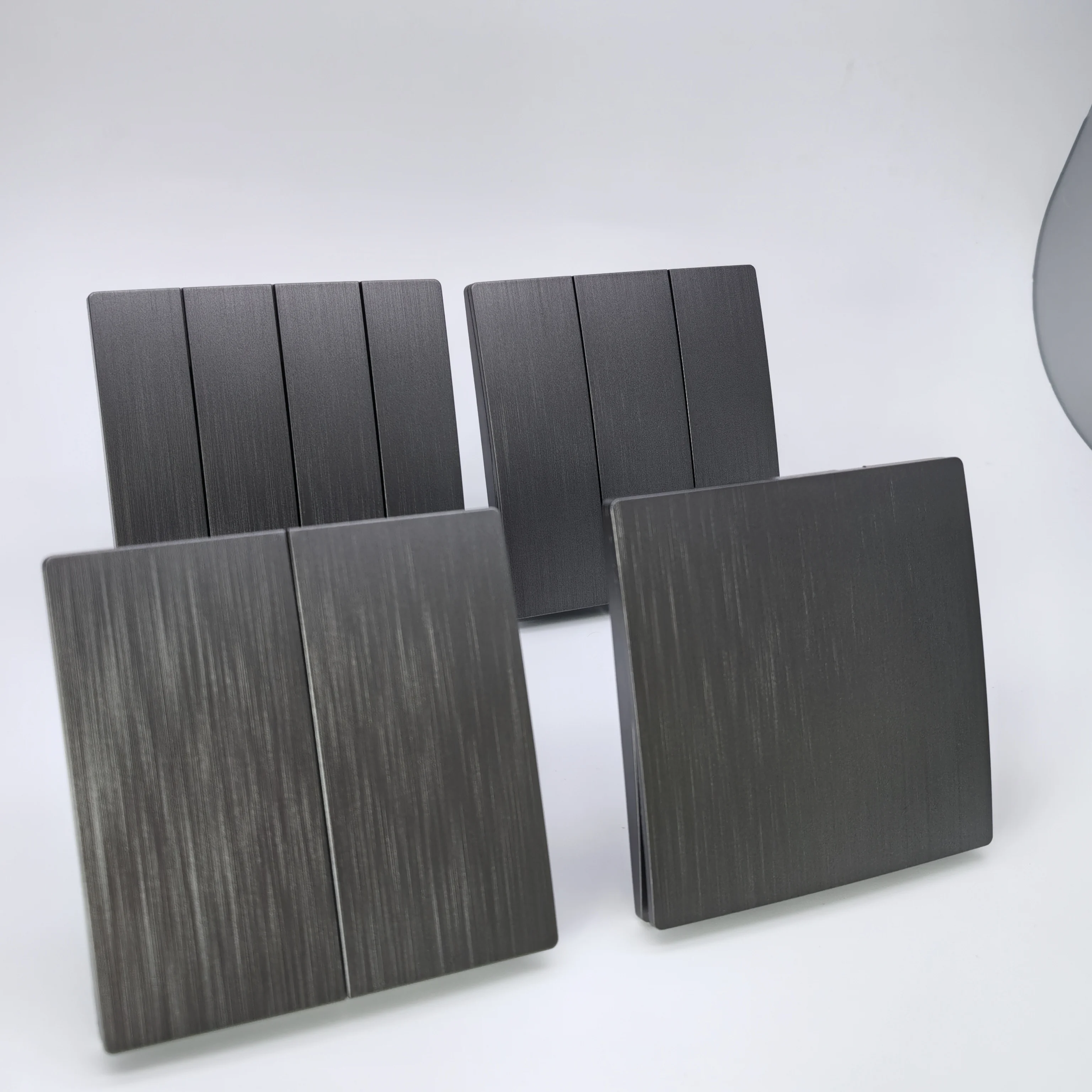 VNX High Quality BS Standard PC Material 4 Gang Light Control on off Switch Push Button Wall Switch