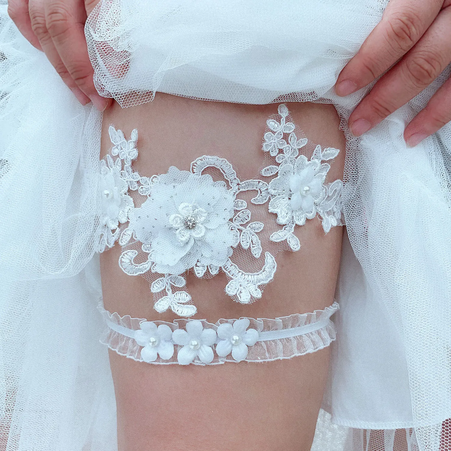 Hochzeitskleid Spitze Perlen Perlen Strass Blume Applique Braut Strumpfband 