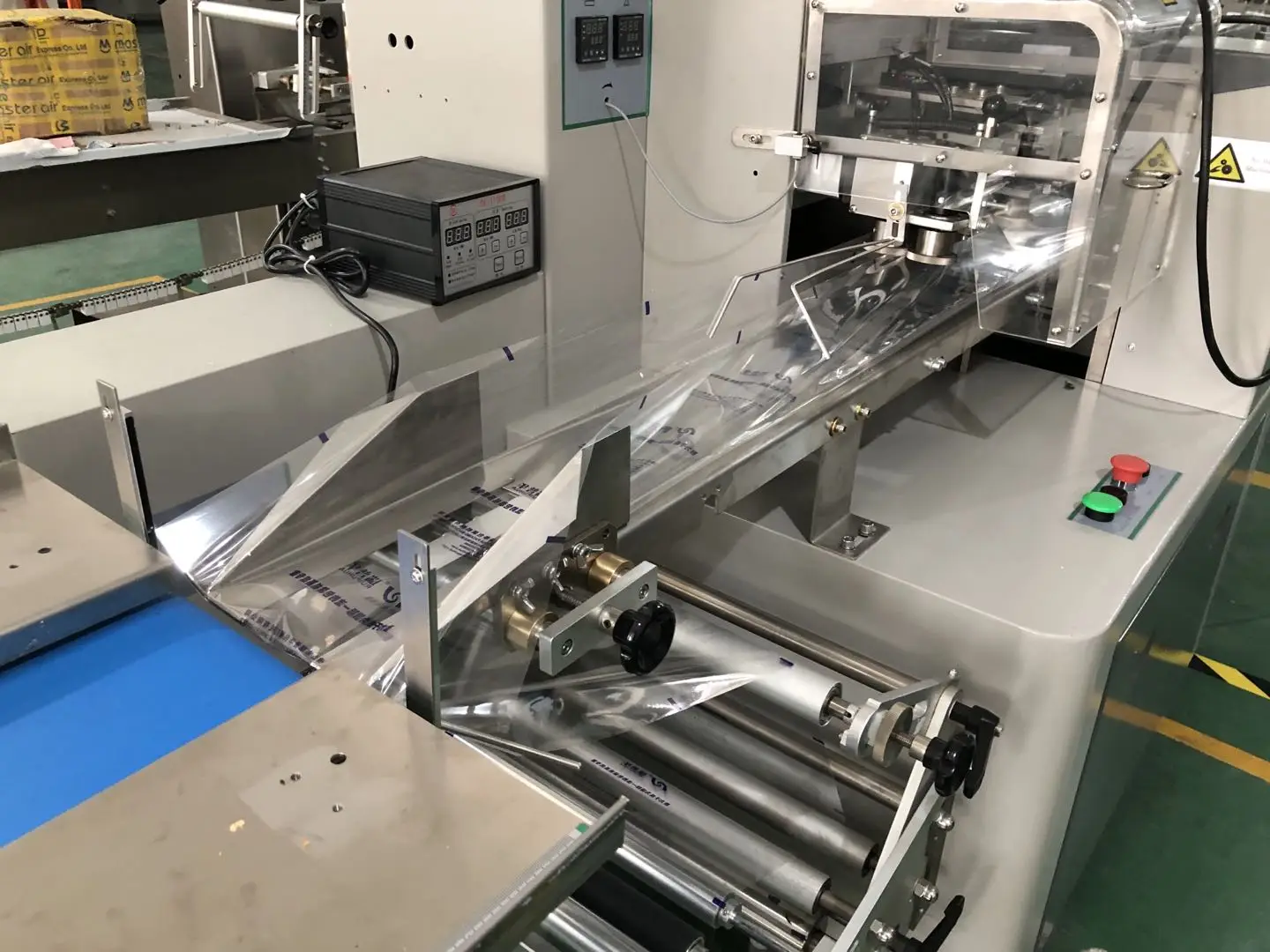 Automatic Horizontal Ice Cream Cone Wafer Cone Waffle Cone Plastic Bag Pillow Type Flow Wrapper Packaging Machine