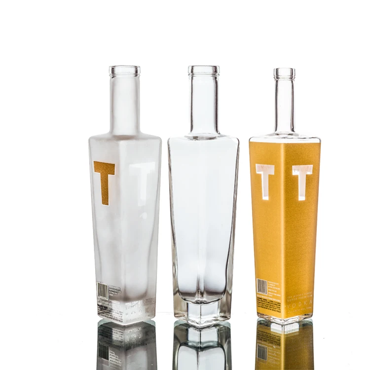 Different Size Custom 200ml White Liquor Bottle Packaging
