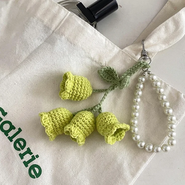 Portachiavi In Silicone Artigianale Con Perline Colorate A Fiore E Nappa - Hemasa