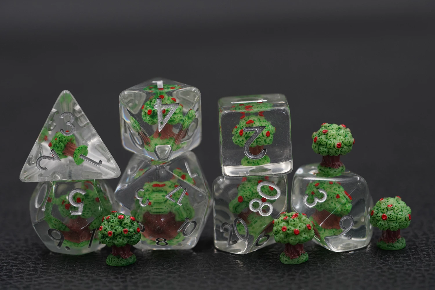 New Round Corner Dnd Dice Set Handmade Role Playing Apple Tree Inclusion Transparent Soft Edge Polyhedron Dice factory
