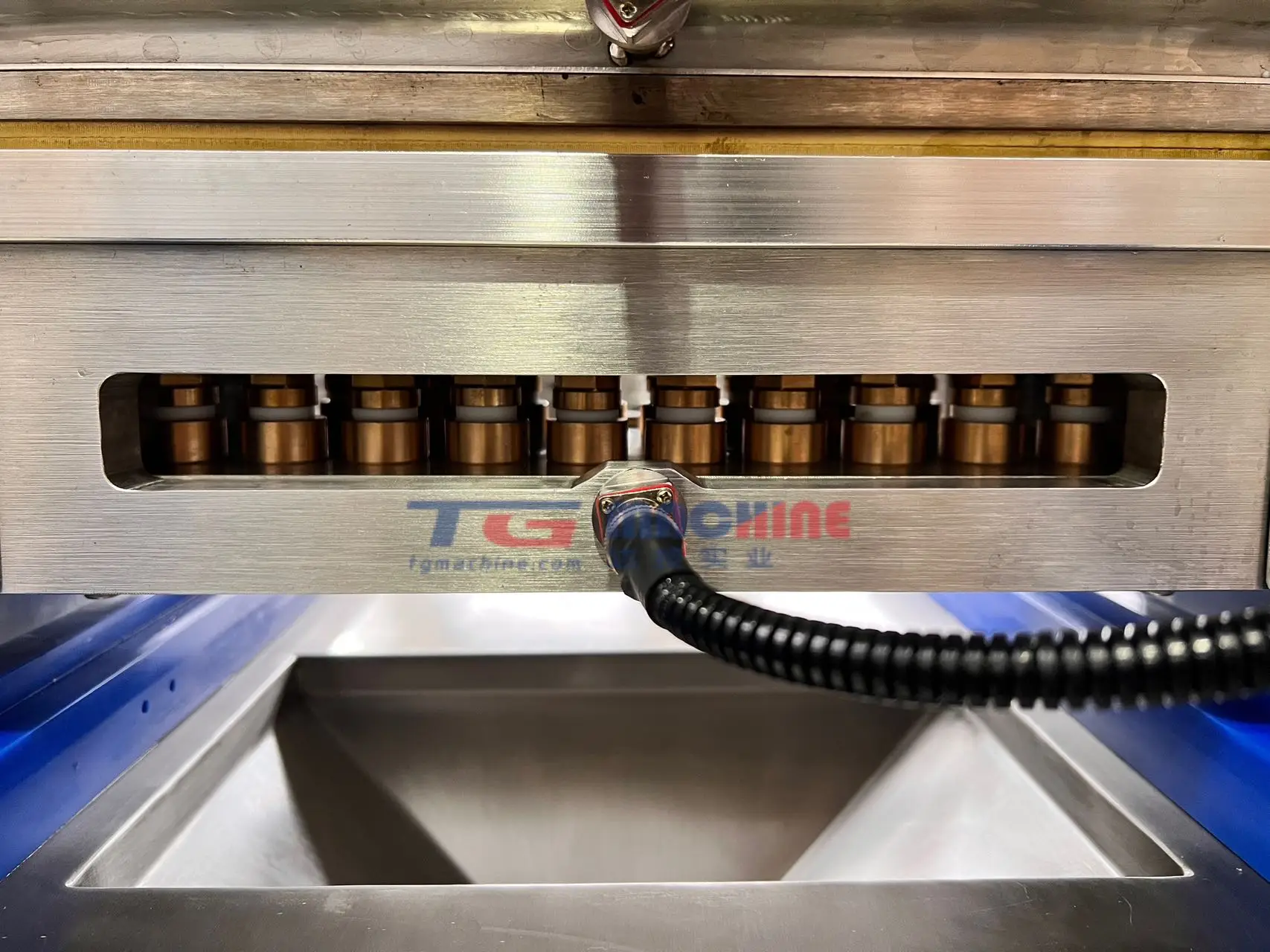 Semi Automatic Gummy Candy Making Machine Gummy Demolder Machine