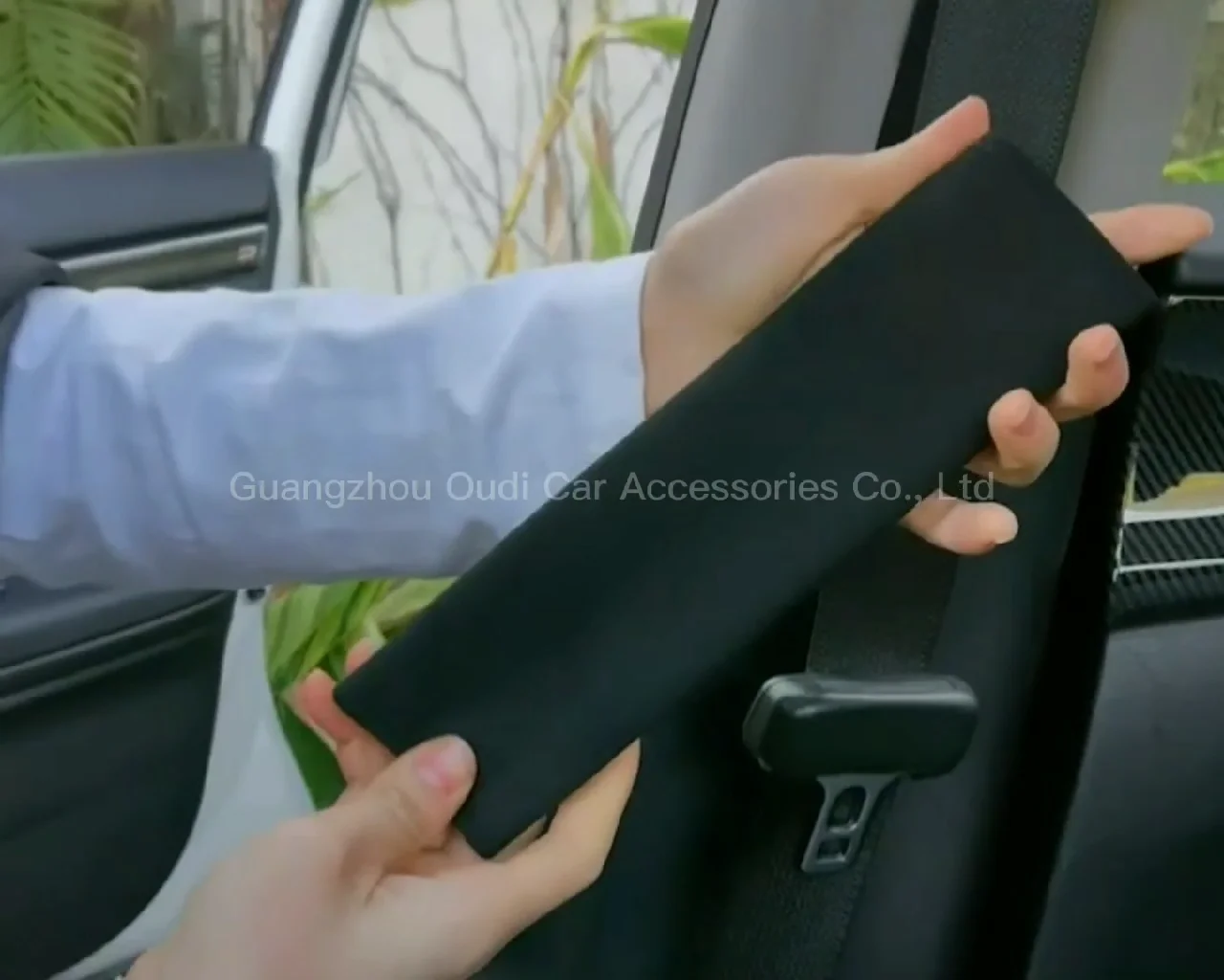 STHIRA Seat Belt Pad for Neck and Shoulder Protection with Foam Layer PU Leather 6cm x 23cm | Universal Comfort for Car and Bag Straps