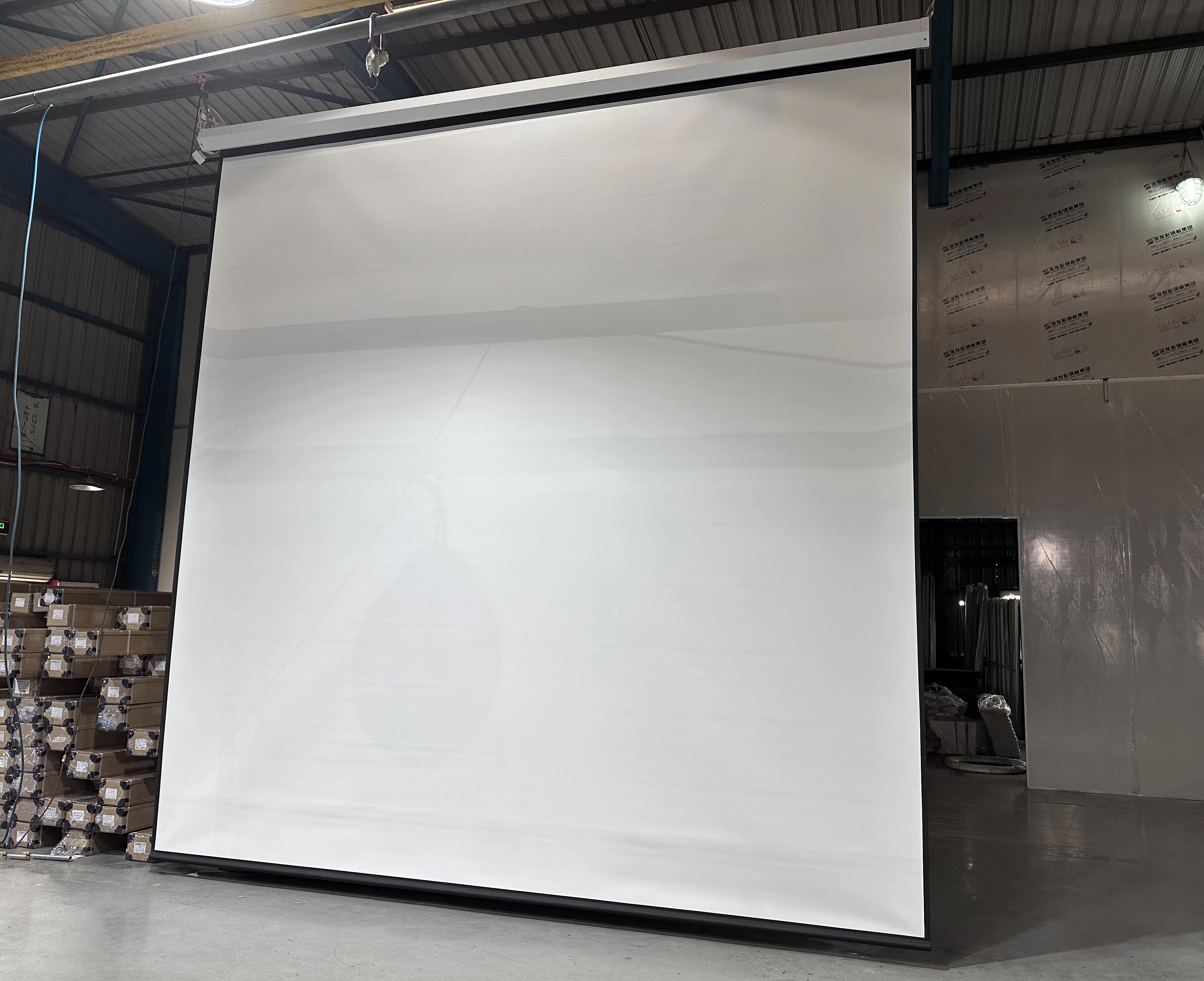 Size Customization 180 Inch 200 Inch 220inch 250inch 300 Inch Wall Home Cinema Electric Motorized Projector Screen