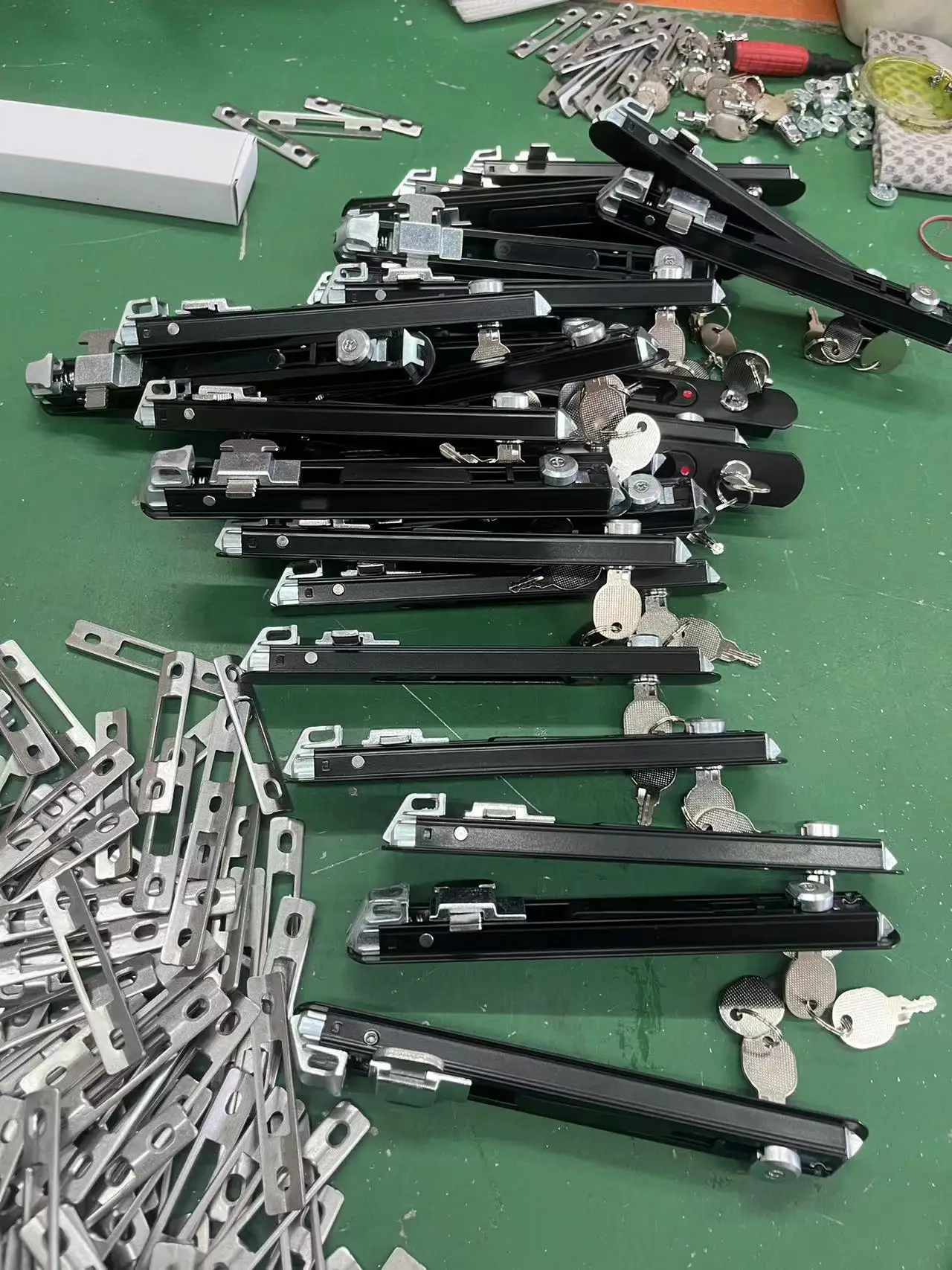 Yaer Aluminum Door And Window Sliding Accessories,Sliding Window And