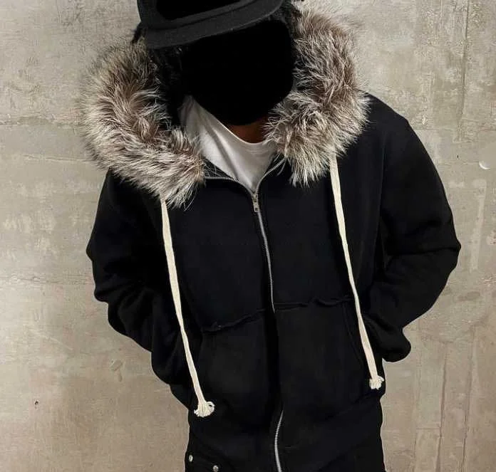 Custom Essentials Streetwear 400GSM Heavy Weight Oversized Cotton French Terry Plain Zipup Detachable Faux Fur Hoodies for Men gallery 3