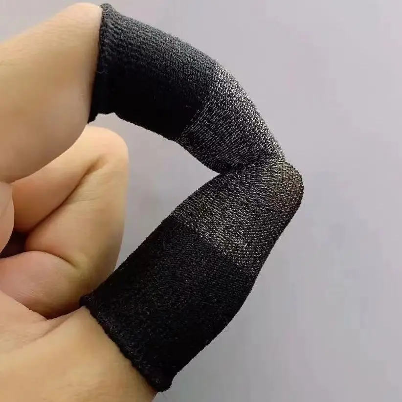 Ultra Thin Breathable Anti-Sweat Finger Cots for PUBG/COD Mobile, Smooth Touch Sensitive aperçu 7