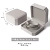 Caja para brazalete gris plata