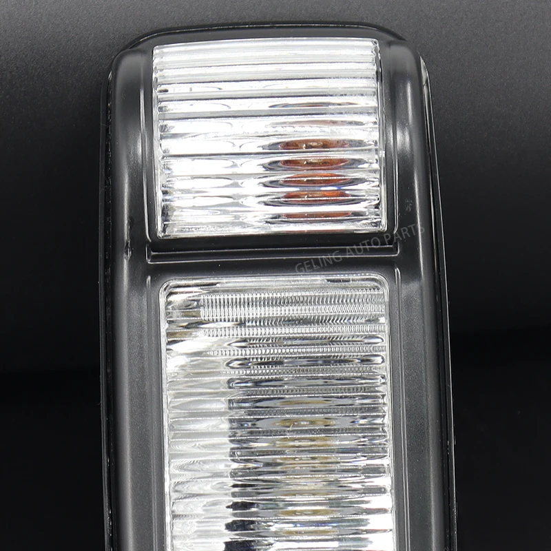 Geling New Truck Body Parts Side Light Long Door Lamp 8980397772