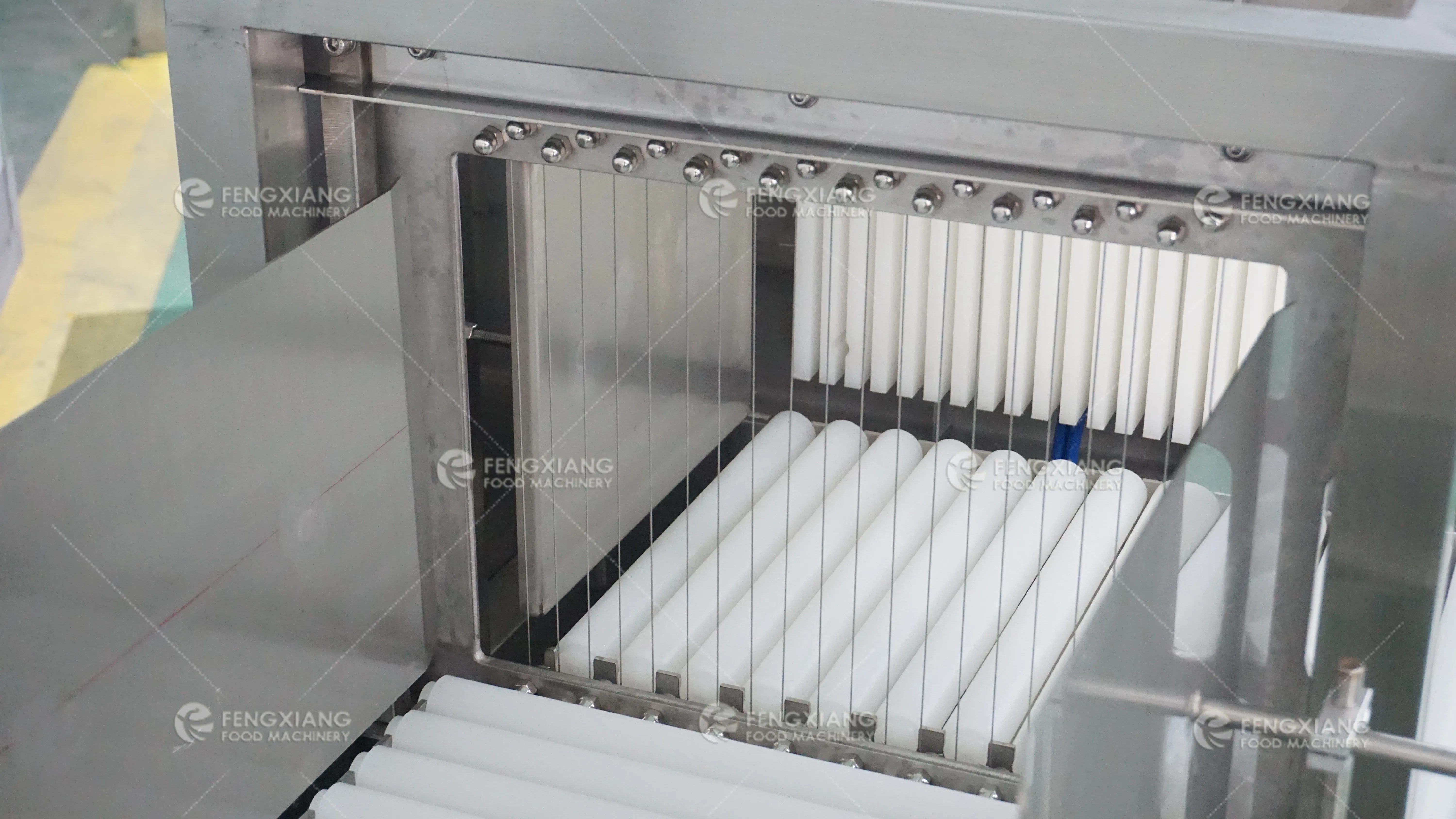 Efficient and Accurate Cutting System Cheese Cubes Dices Slices Cutter ...
