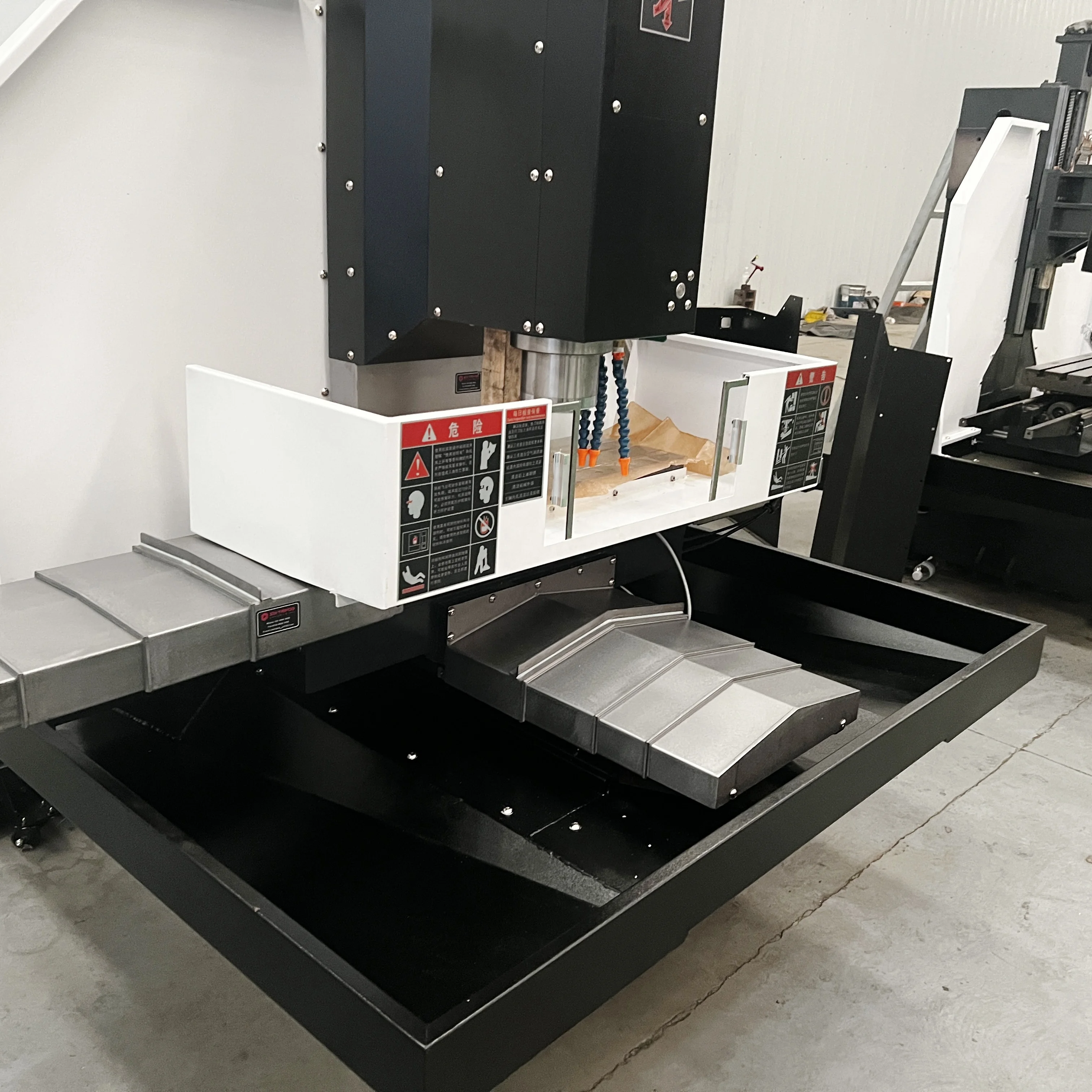 XK7136, XK7126 CNC Milling Machines - High-Accuracy 3/4/5 Axis