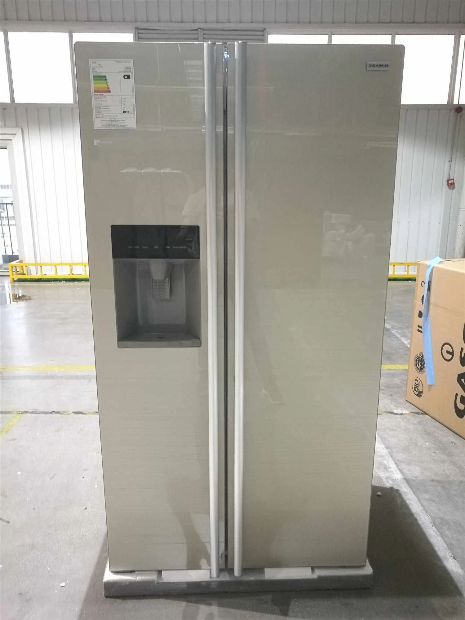 450L Side by Side Refrigerator With Ice and Water