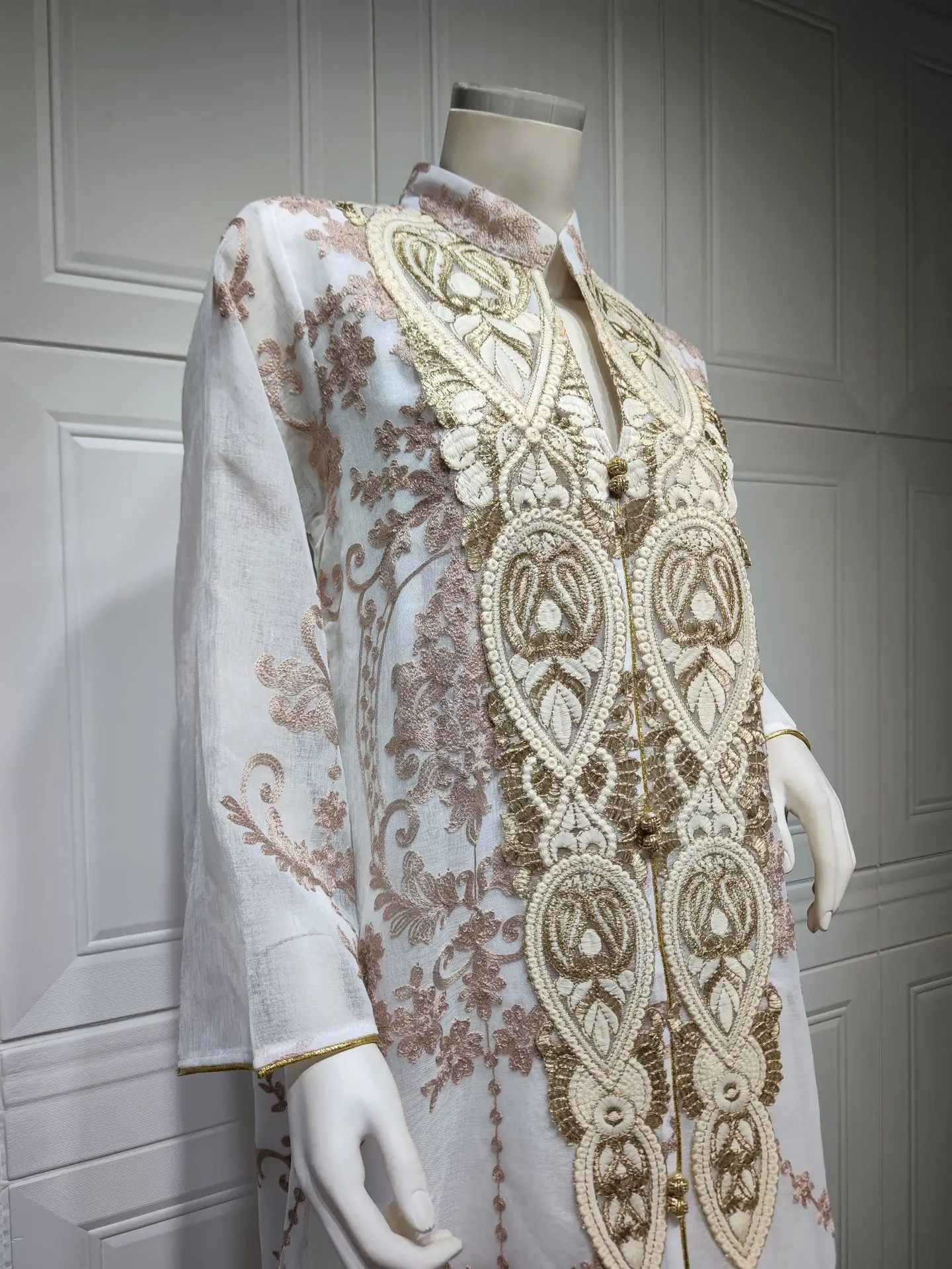 Muslim Fashion Applique Dress in Abaya Style from Dubai
