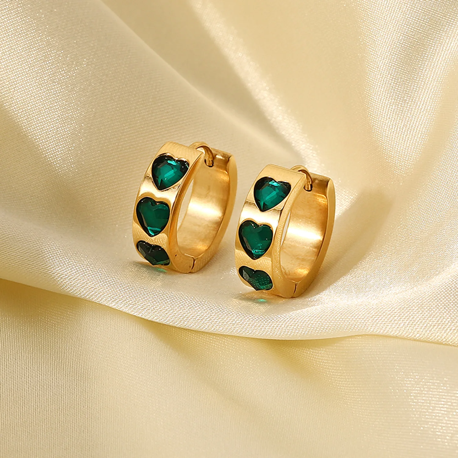 Orecchini A Cerchio Huggie Graduati, Placcati Oro 14K, 20mm, Ipoallergenici, Finitura Lucida, Eleganti E Moderni