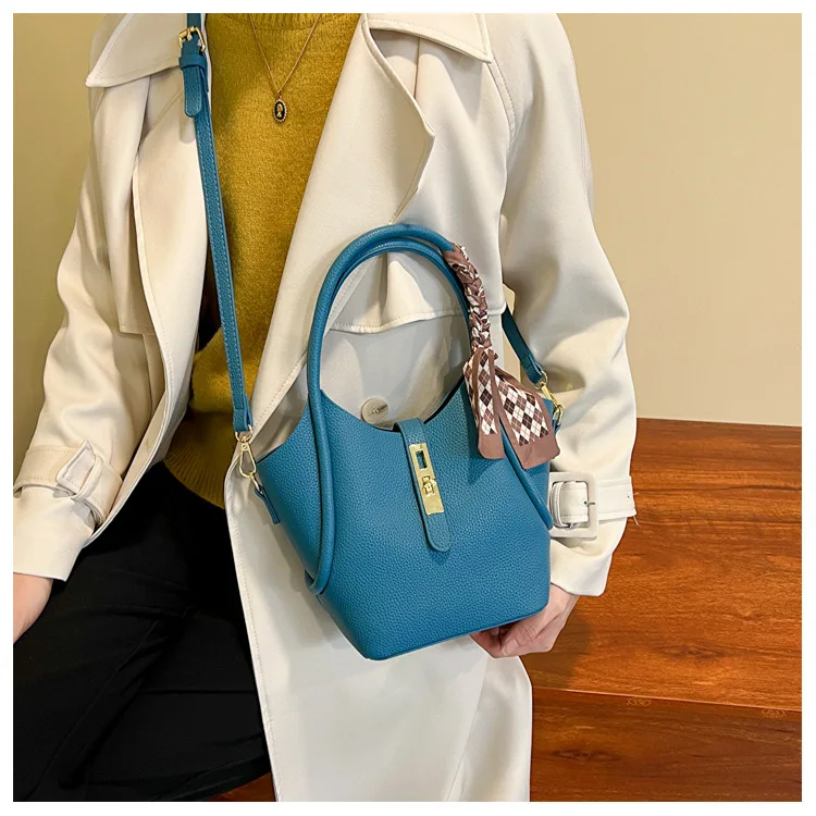 2023 Fashion Luxury Womens Tote Shoulder Bag High Quality Ladies Hand Bags Tote Handbags Shoulder Bags Tote