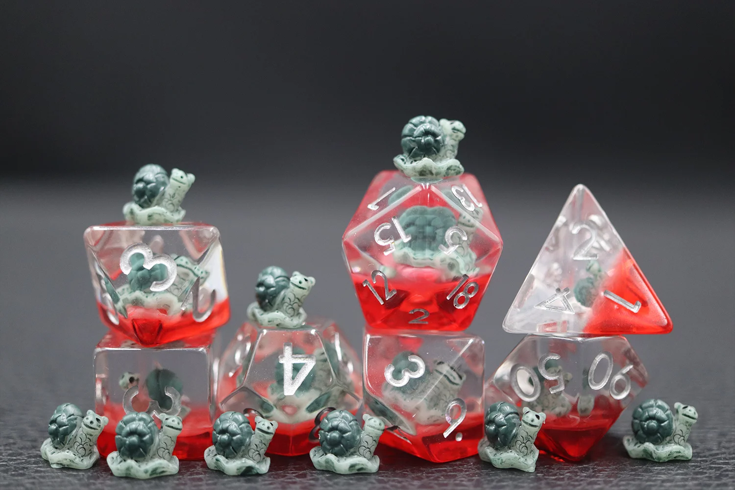Hot Selling Transparent DND Board Game Dice Fancy Design Snail Embedded Soft Edge Resin Dice supplier