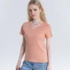 Cuello en V rosa claro