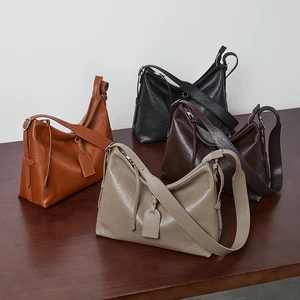 2026 New Vintage Design Genuine Cowhide Leather Women's Tote Handbag Custom Logo Crossbody Shoulder Bags