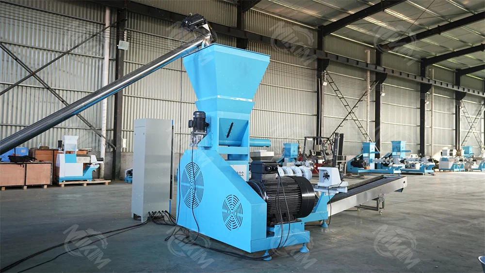 Dry floating fish feed making machine