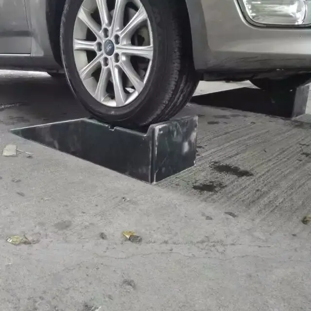 Loading Rubber Ramps for Car Steps Parking Garage Threshold Ramp Car Lifting Loading Ramp supplier
