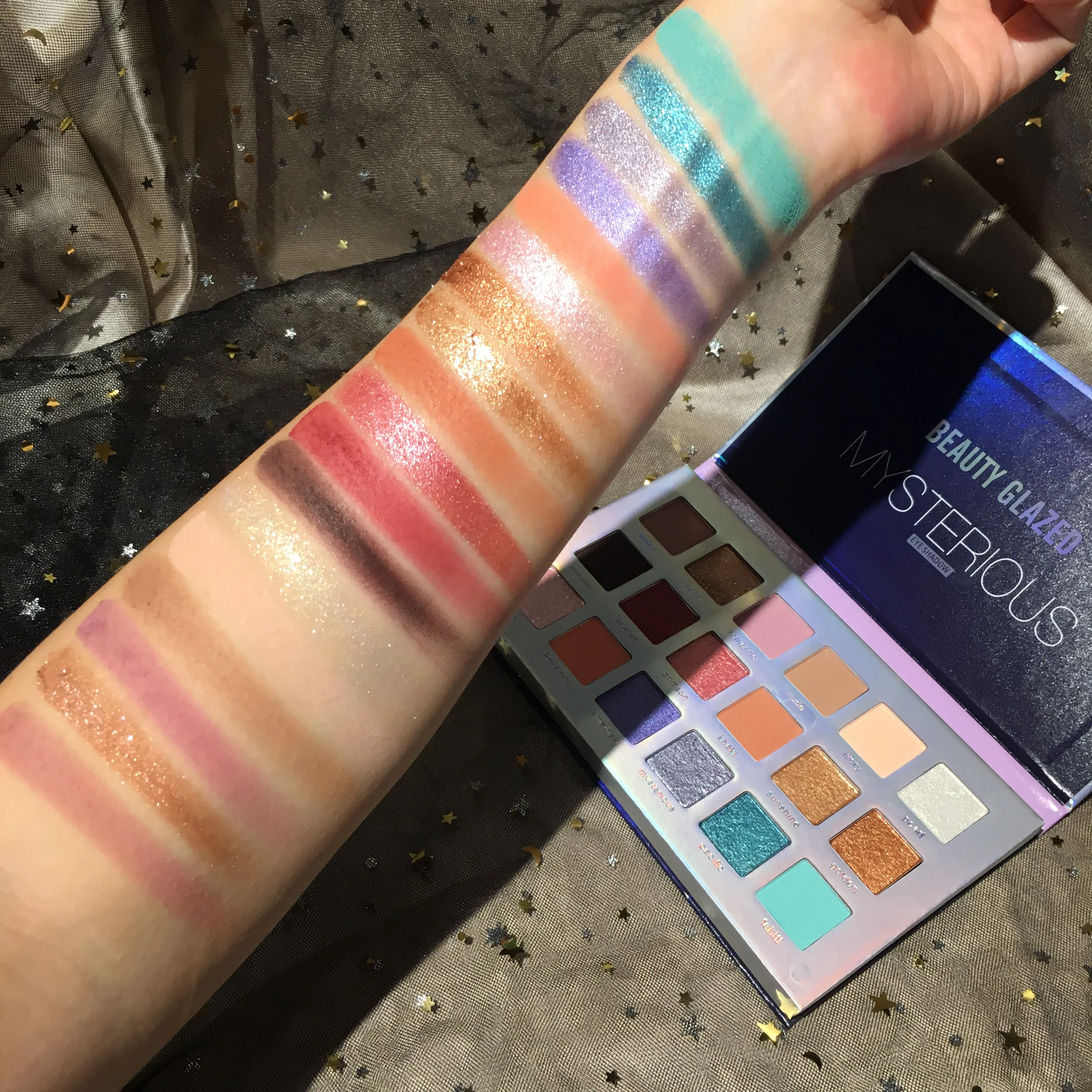 2021 BEAUTY GLAZED of Mysterious  18 Vegan Color Eye Shadow Make up High Pigment New Planet Eyeshadow Palette