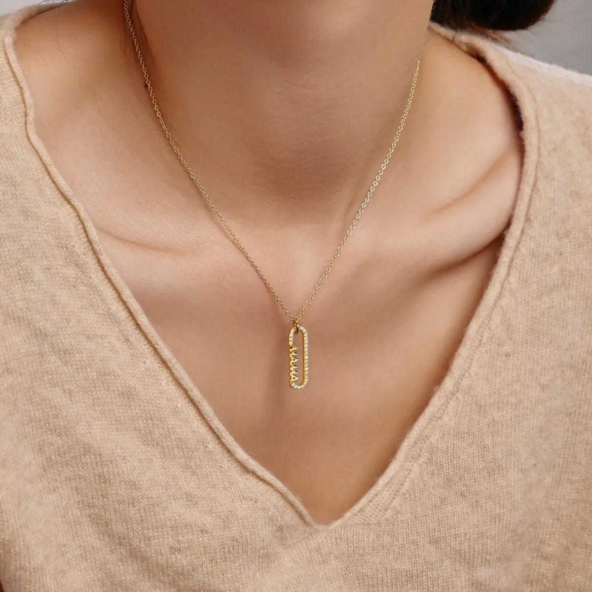 KAKODIY Mother's Day Gift 18K Gold Mom Necklace 925 Sterling Silver Paperclip Pendant Necklace for Women detail 4