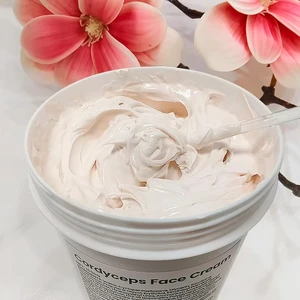 Brightening Hydrating Whitening Cream Cordyceps Extract Vitamin E Hyaluronic Acid & Nourishing Fades Dark Spots Evens Skin Tone