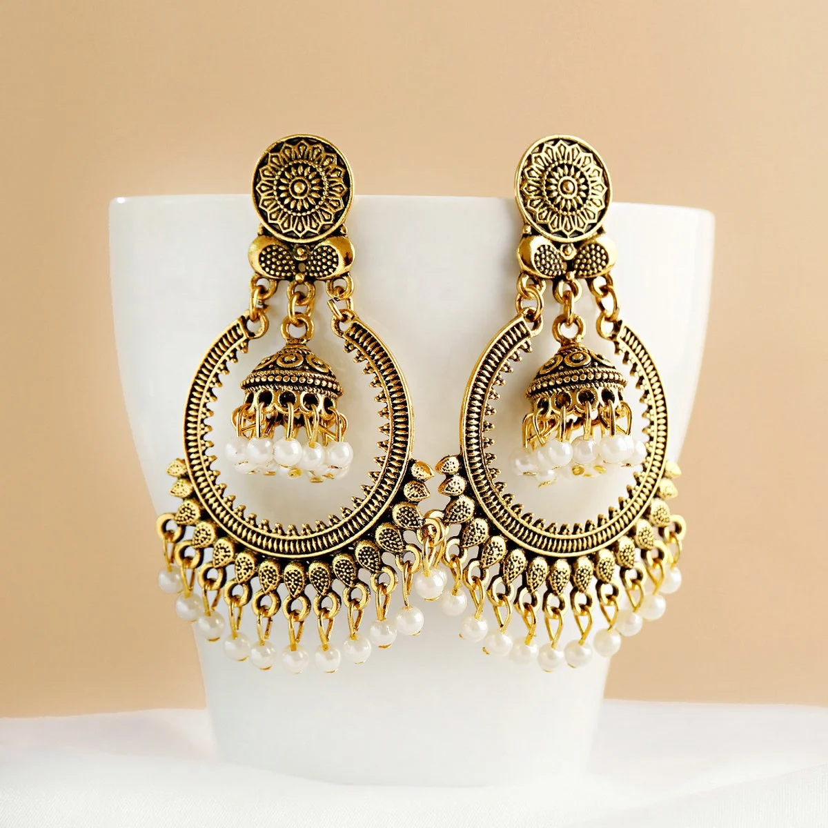 circle jhumka