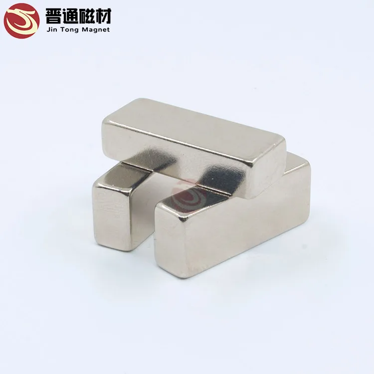 الأكثر مبيعاً نيوديميوم مغناطيس قوي دائم كتلة Ndfeb 25X8x2