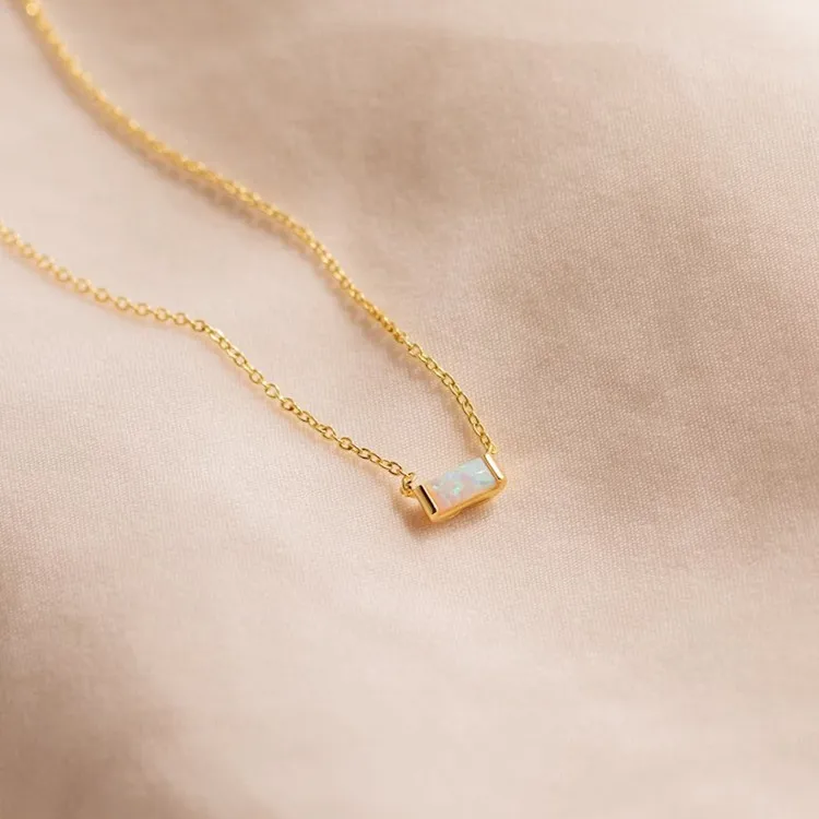 Dainty Minimalist 18k Gold Plated 925 Sterling Silver baguette Cz Diamond Birthstone Pendant Necklace Wholesale