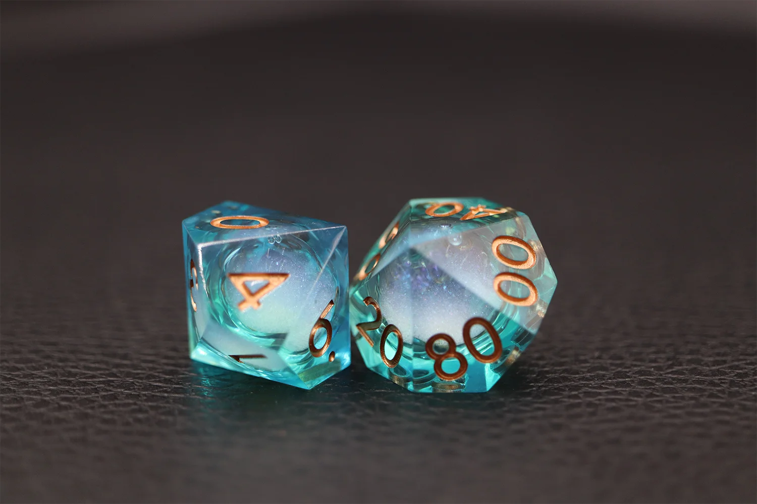 Custom Color Polyhedral DND Dice Set D4-D20 Liquid Core Resin for Roleplaying Games manufacture