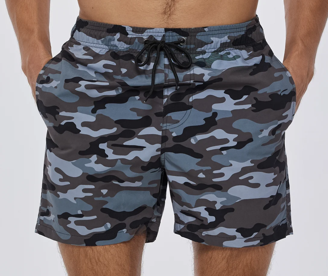 Model Men Swim Shorts Sublimation Prints Beach Shorts For Men Swim