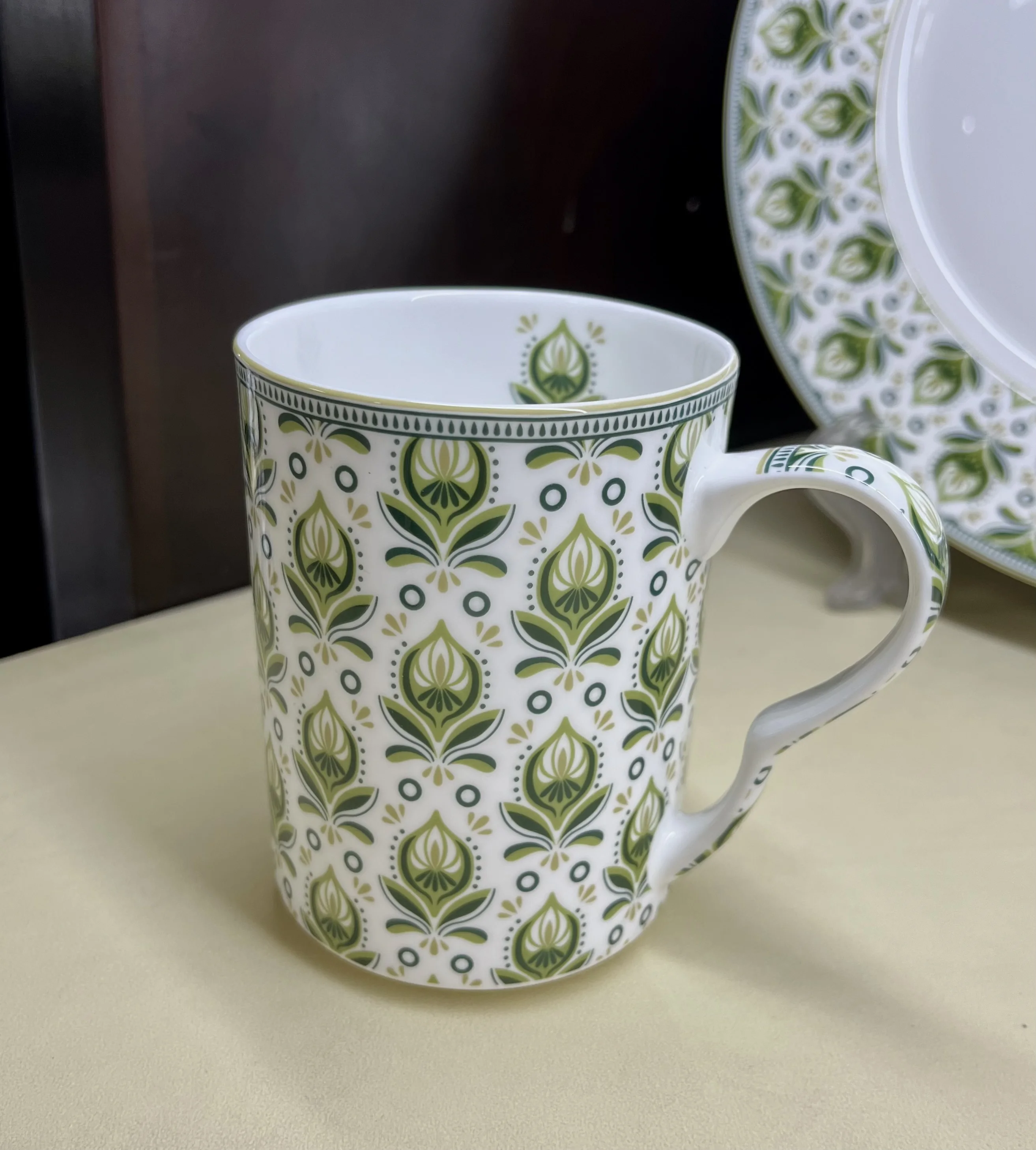 Green Pattern Series Ceramic Bone China Chip Resistant Dinnerware Set details