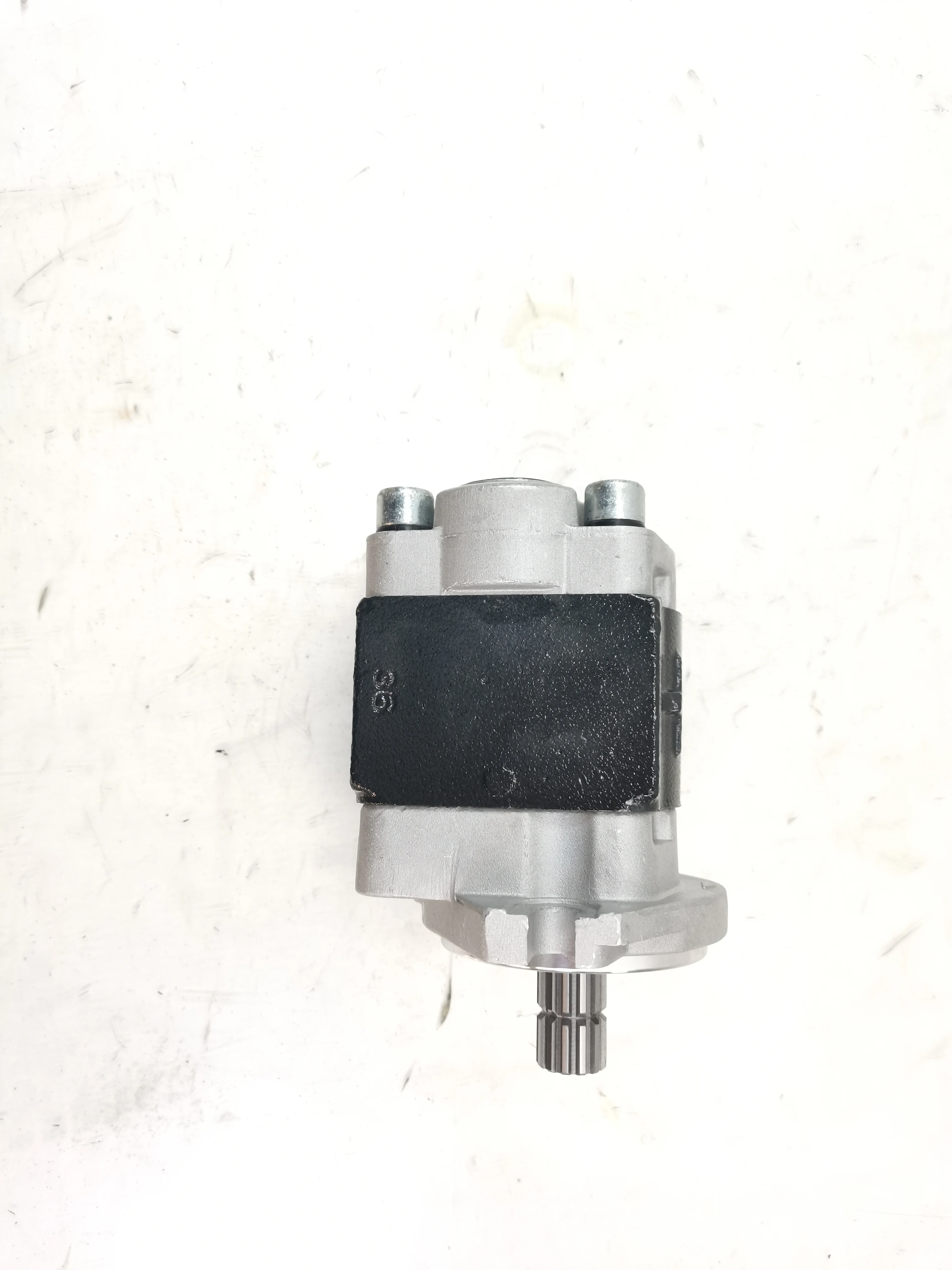 High Pressure Hydraulic Gear Pump with 16cm³ Displacement 150 bar Operating Pressure and 1/4inch Connection Size