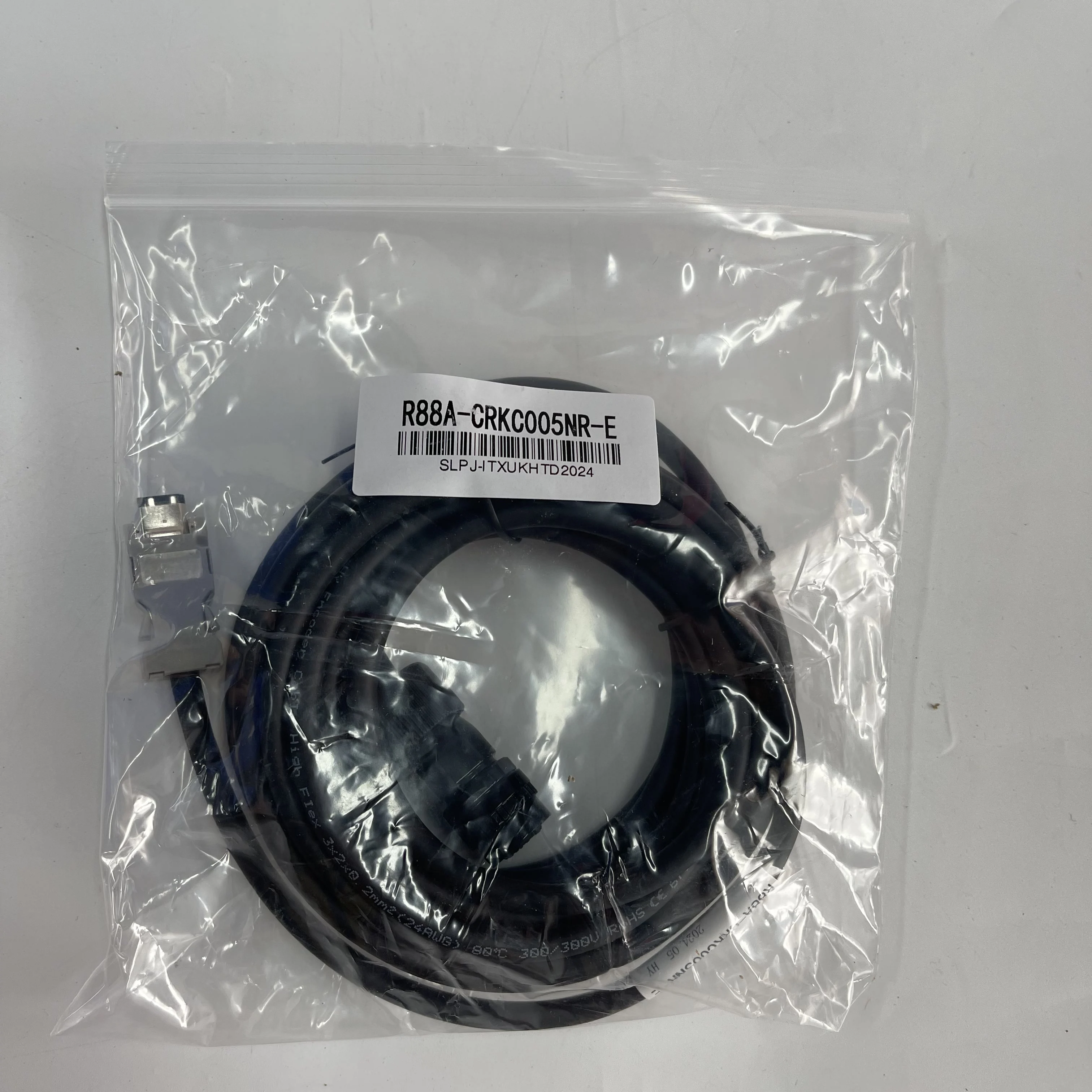 Omron Servo Encoder Cable R88A-CRKC005NR-E Omron Servo Encoder Cable R88A-CRKC005NR-E