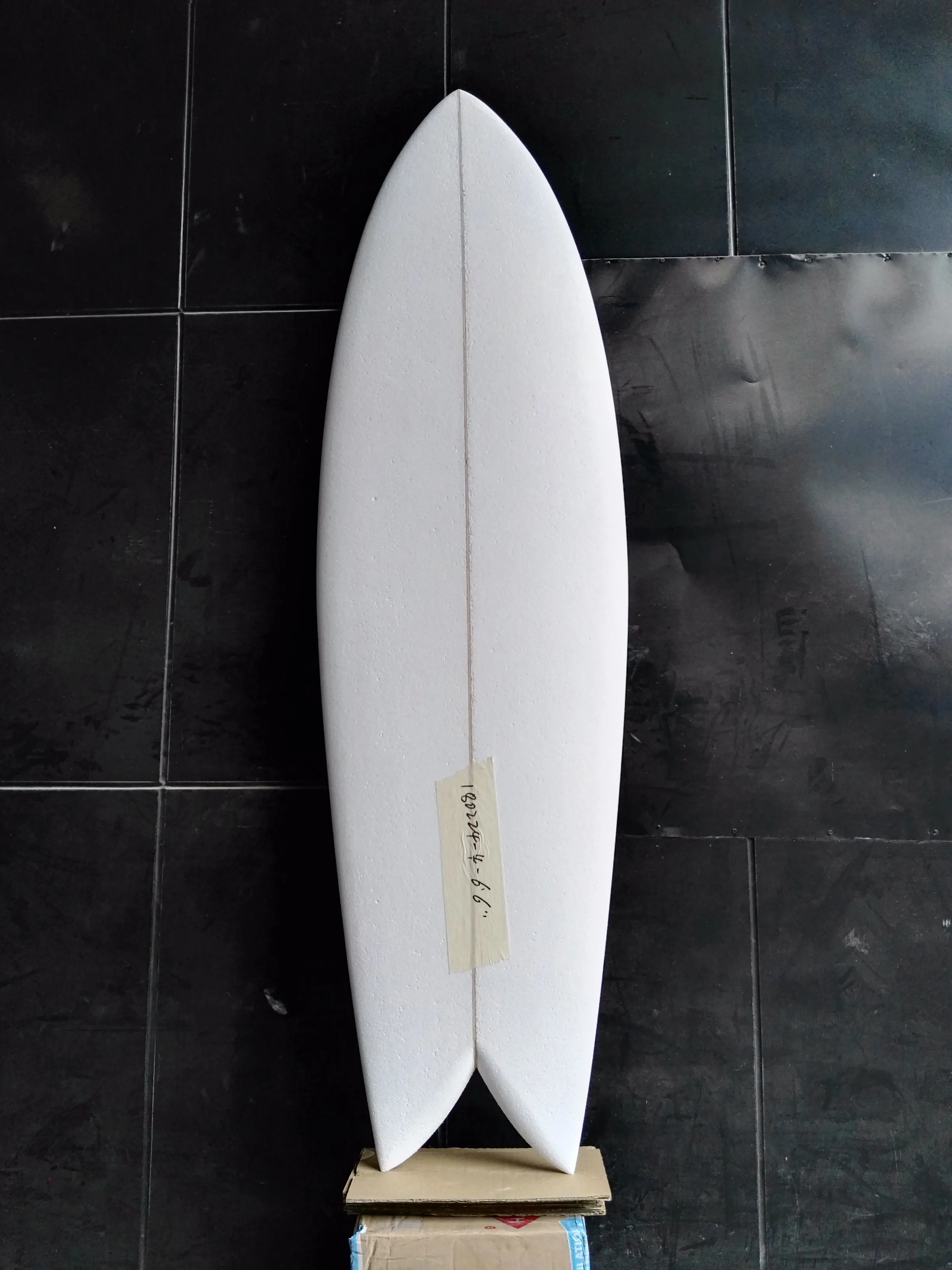 Eps Foam Core Carbon Wavestorm 5'8 Retro Fish Surfboard In Top Quality ...